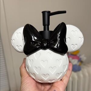 White and Black Heart Soap Dispenser